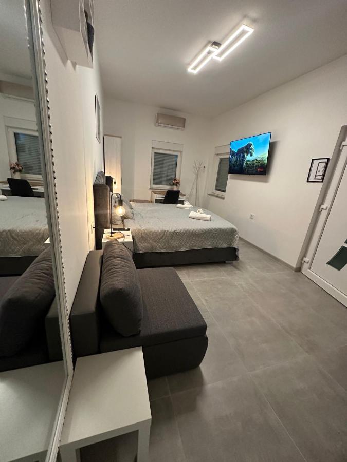 Venite Rooms Velika ภายนอก รูปภาพ